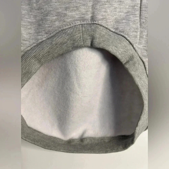 Grey Dog Sweatshirt Sweater with Hood and Soft Fleece Inside Size M - Picture 5 of 7